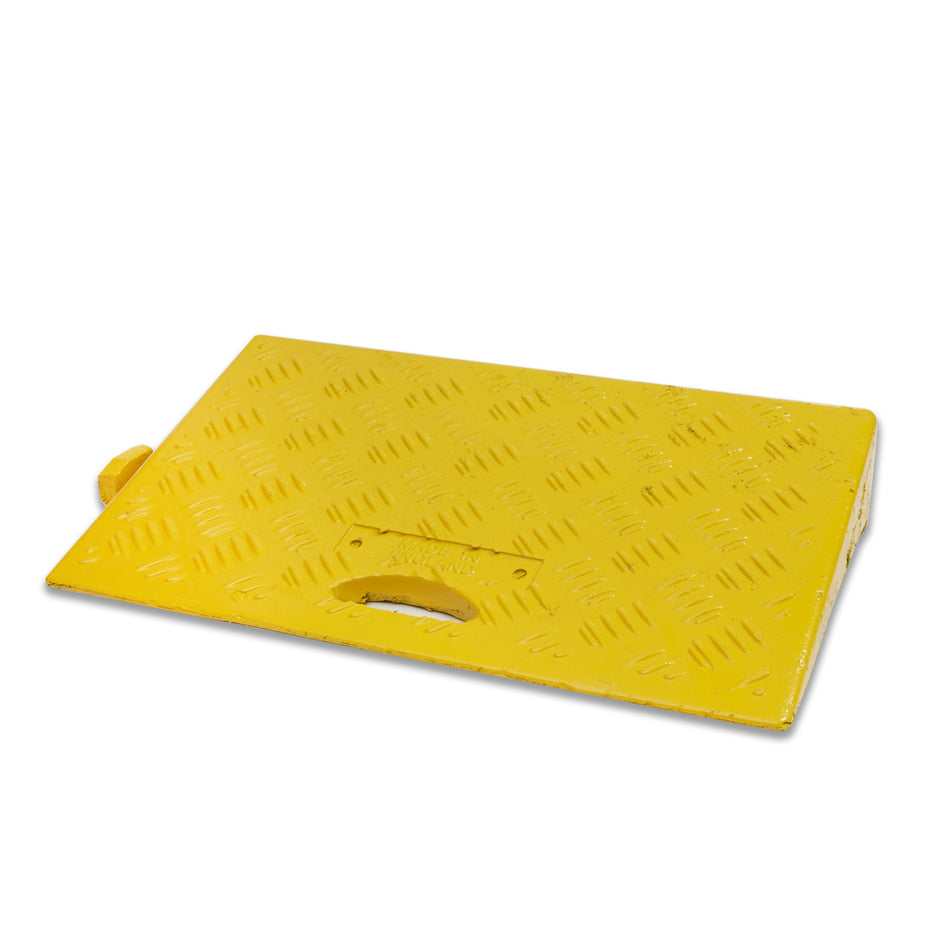 Heavy Duty 100mm High Kerb Ramp in Yellow with Carry Handle - Pack of 1 Kerb Ramps > Wheelchair Ramps > Entrance Ramps > Car Park > Traffic > One Stop For Safety
